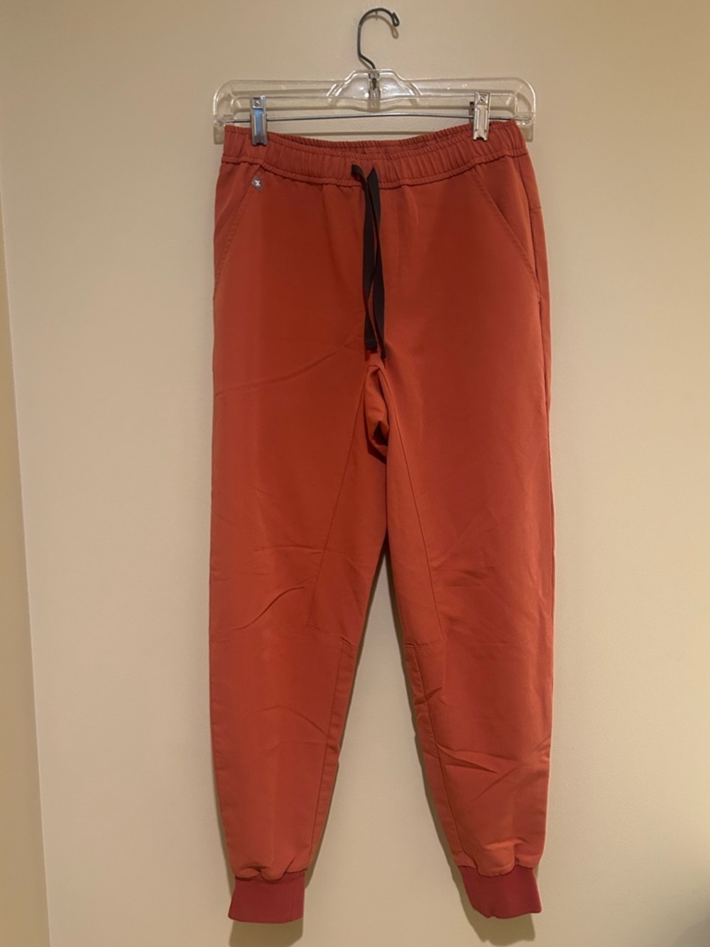 Figs Women’s Burnt Orange Scrub Jogger Pants Size XS/S Like New